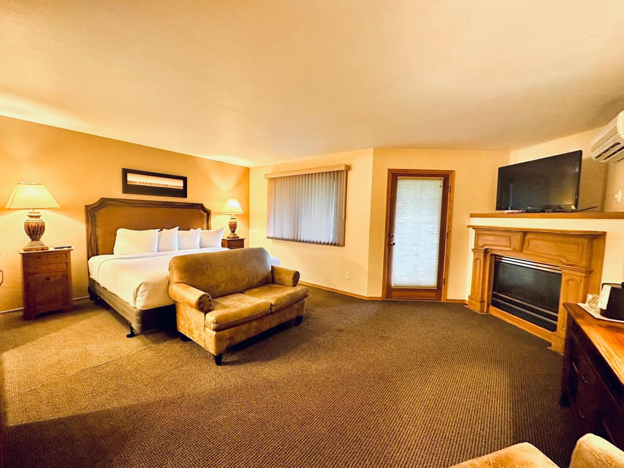 The Lodge At Leathem Smith Sturgeon Bay Exteriör bild