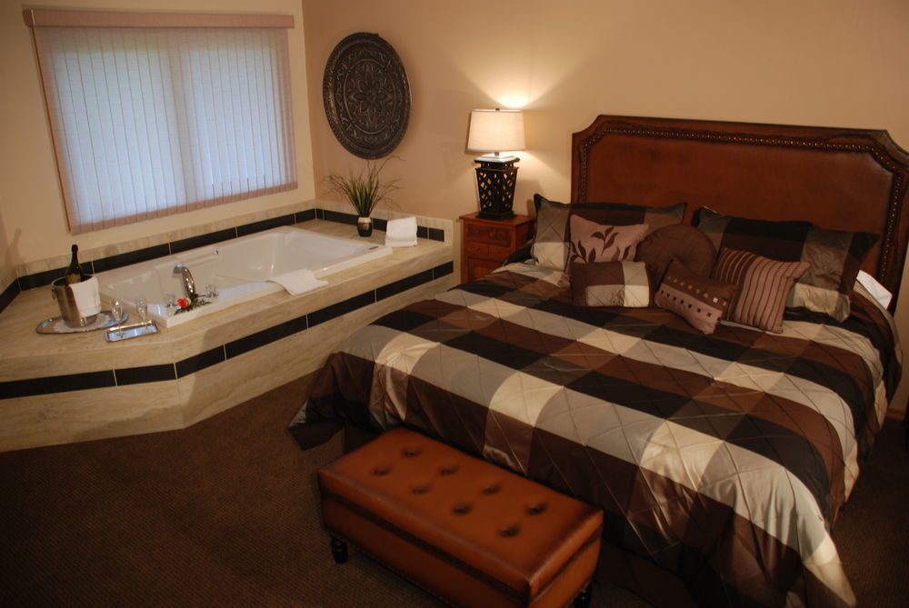 The Lodge At Leathem Smith Sturgeon Bay Exteriör bild